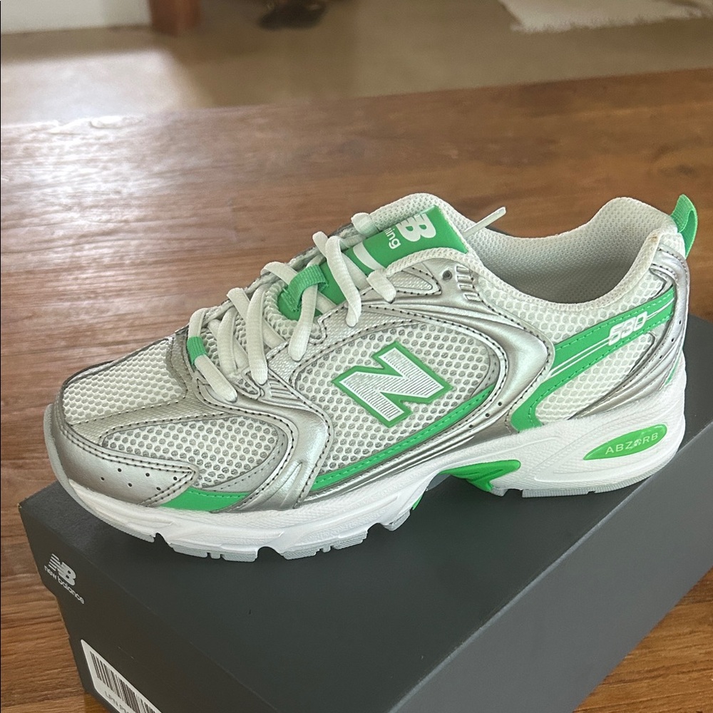 New Balance 530 Silver and Green Women's Running Sneakers. Never worn!! New!